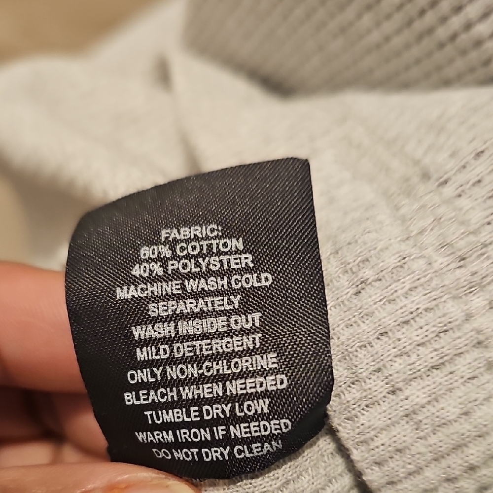 Akademiks NWT Black and Hthr Grey YMEN, knits Pullover Hoodie, Sz M - Picture 10 of 10